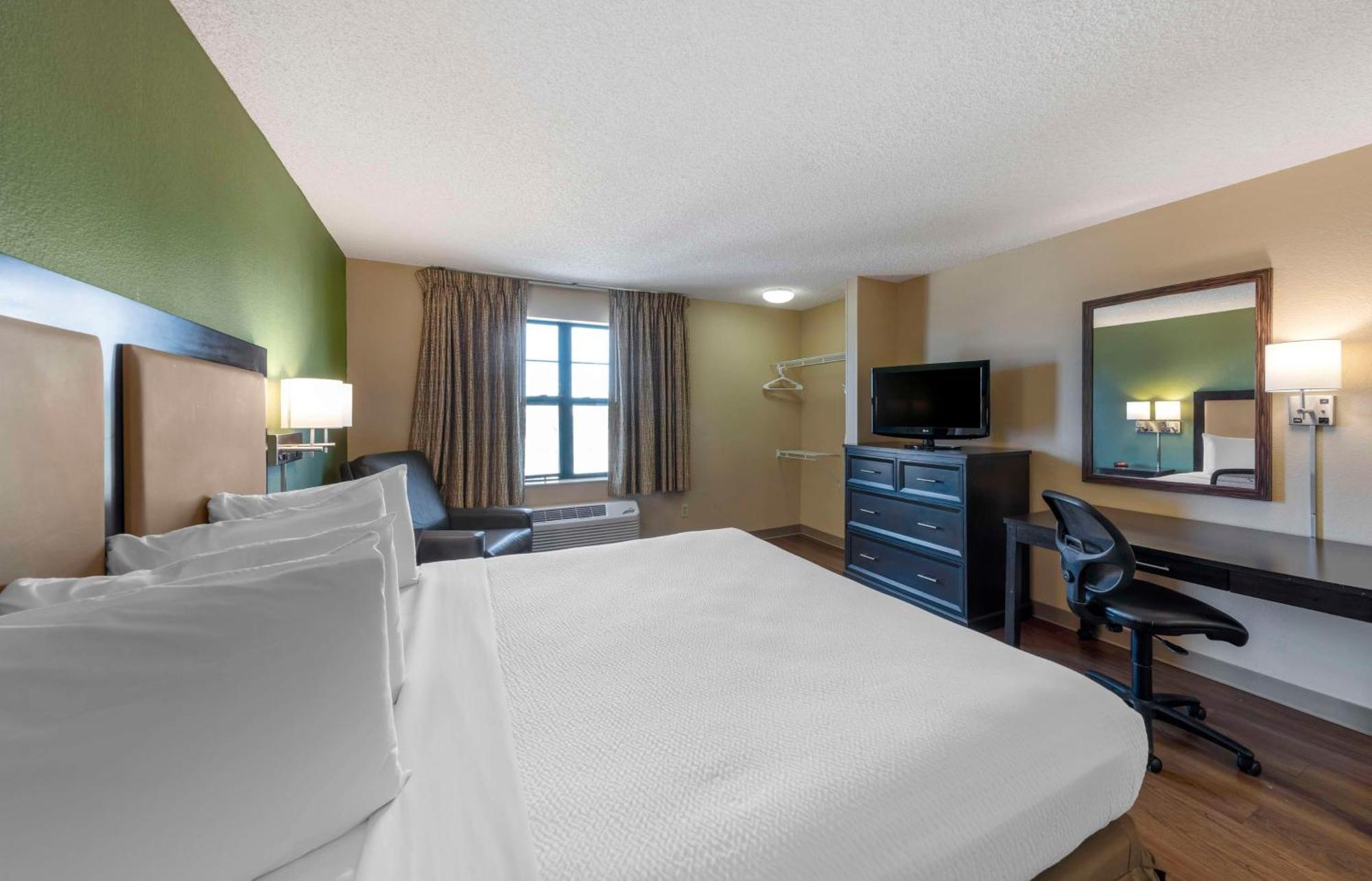 Extended Stay America Suites - Orange County - Katella Ave Buitenkant foto