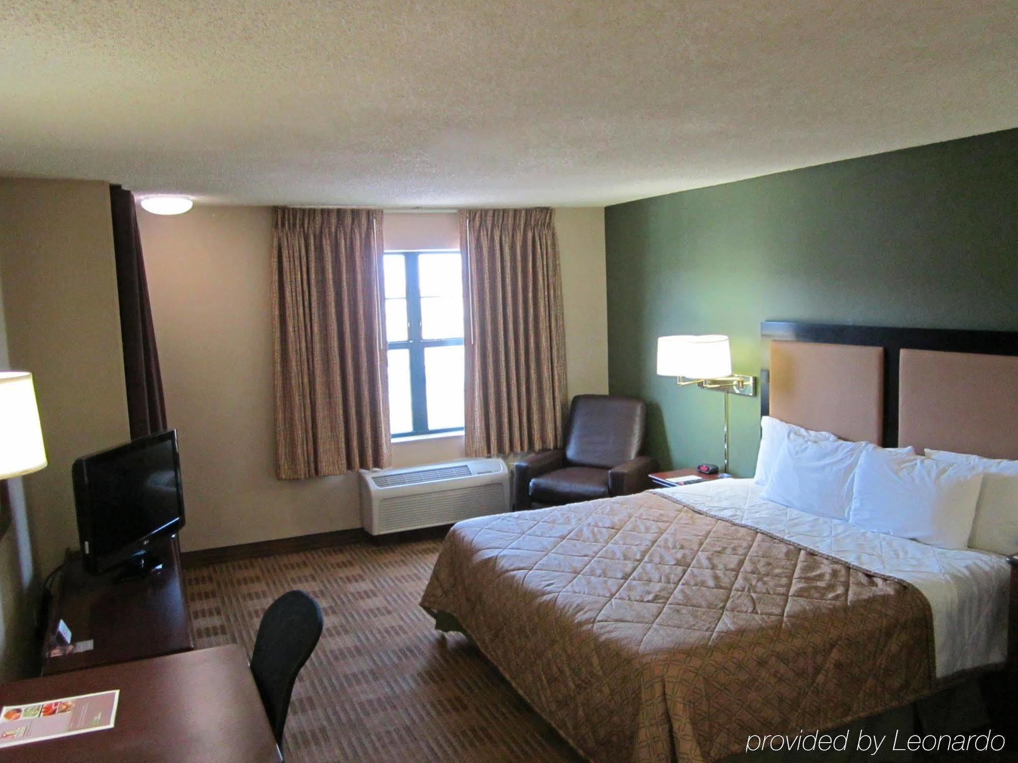 Extended Stay America Suites - Orange County - Katella Ave Buitenkant foto