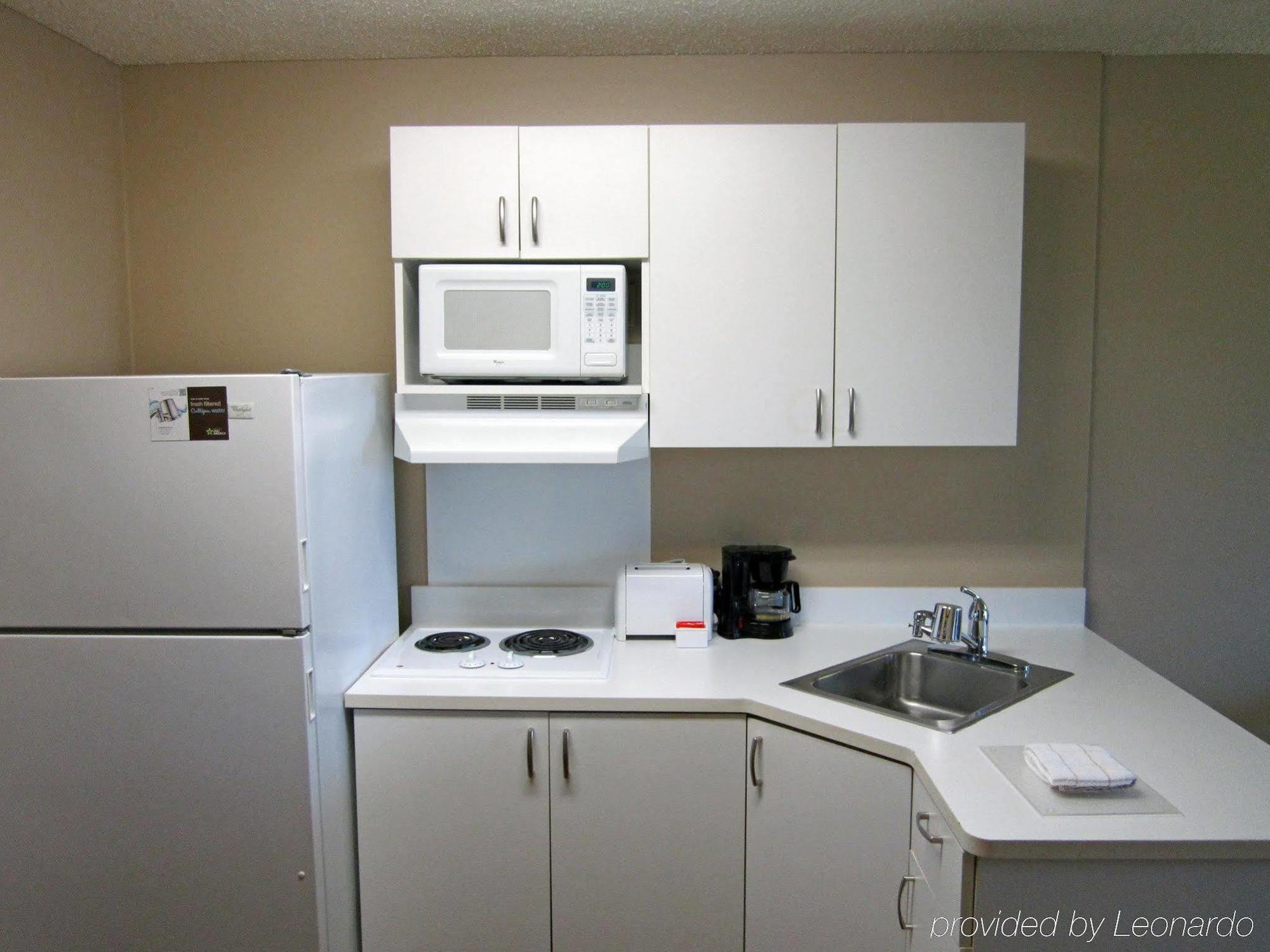 Extended Stay America Suites - Orange County - Katella Ave Buitenkant foto