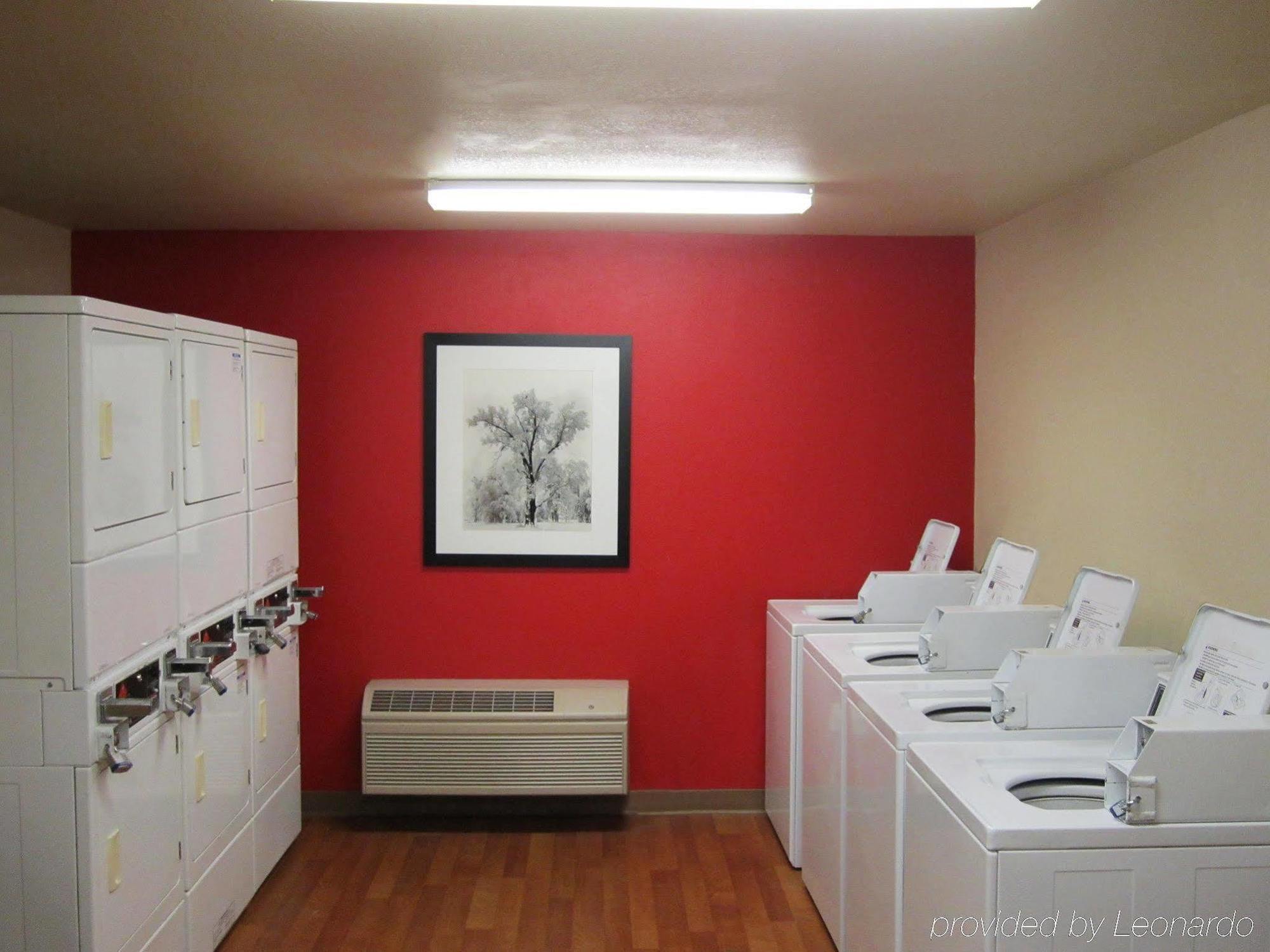 Extended Stay America Suites - Orange County - Katella Ave Buitenkant foto